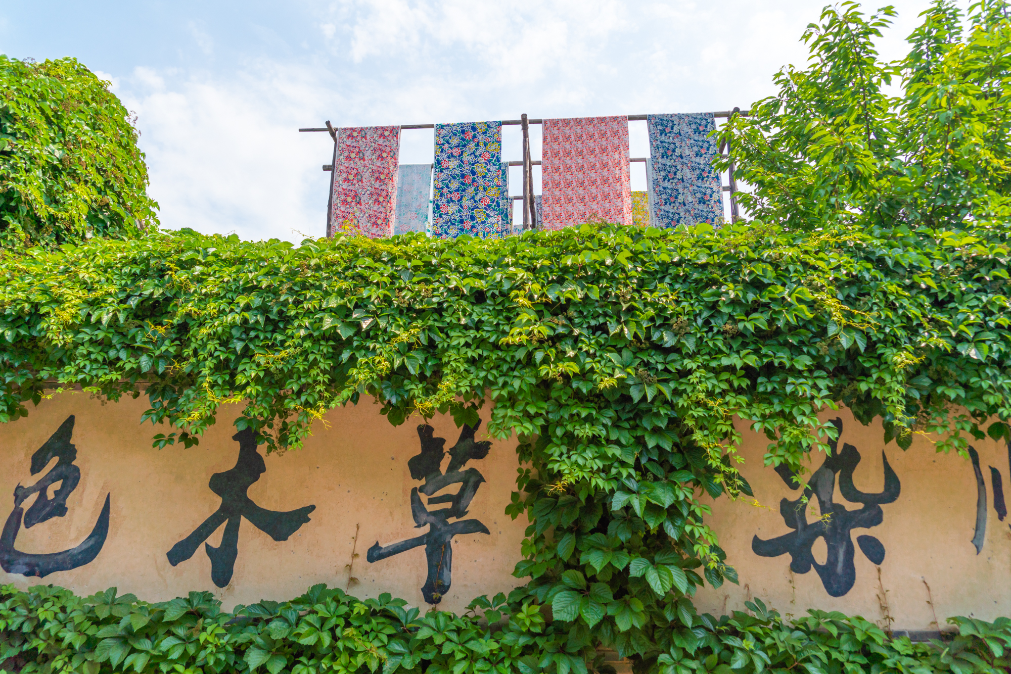 司马台长城的壮观雄奇+北方人的梦里水乡，都在这座京郊水镇了