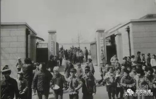 记忆中的北京绘画,这些画最能还原真实的老北京