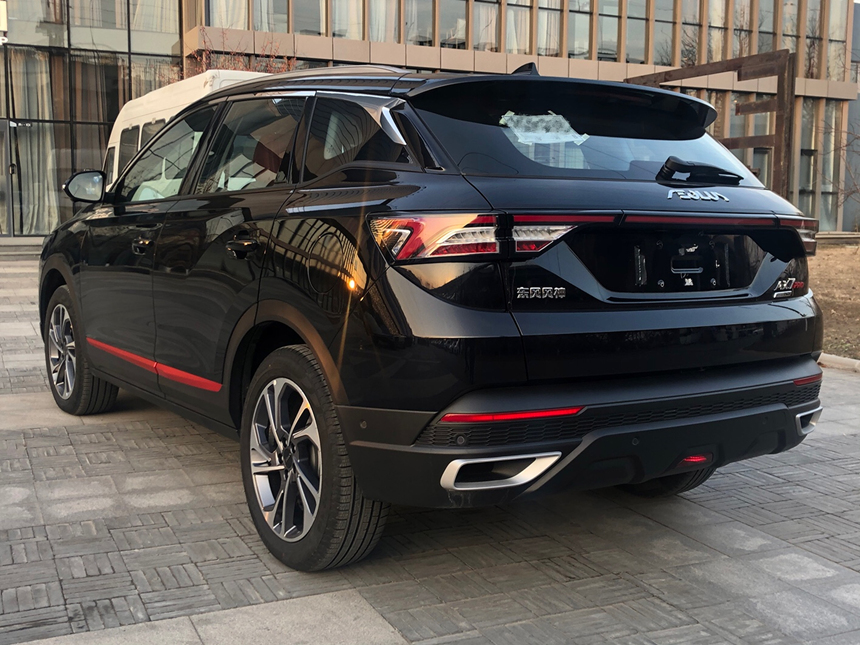 风神ax7pro,东风风神ax7pro银灰色