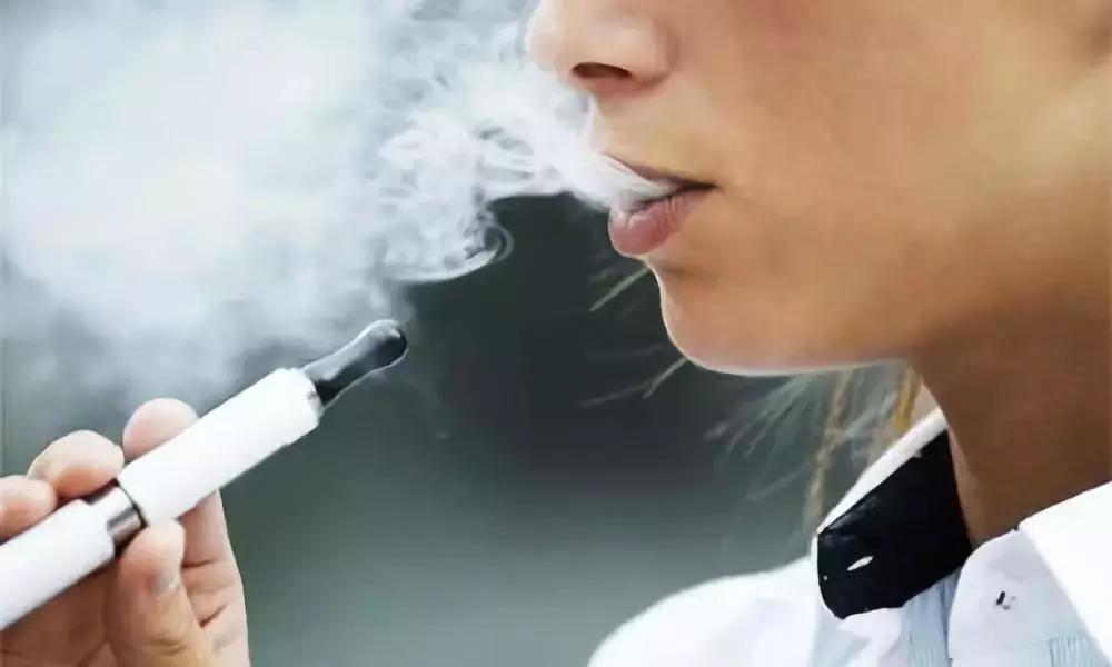 百亿“戒烟”网红产业，和正在上瘾的2000万年轻人