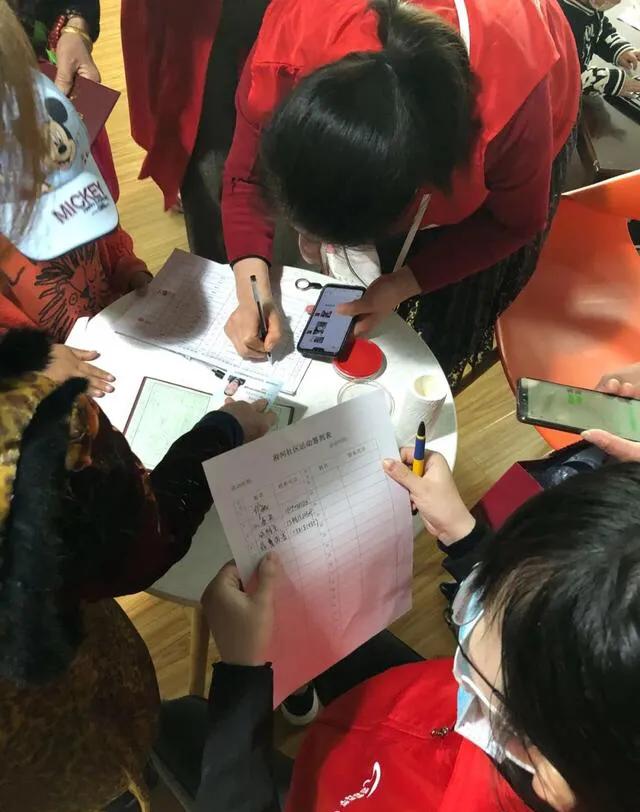 普惠社爱心企业联盟品牌佳贝艾特～优爱行动活动走进府河社区