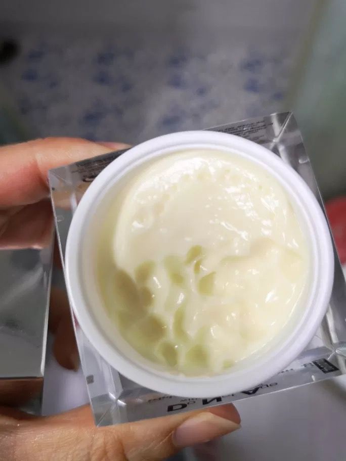 李佳琦推荐的抗衰眼霜,人参抗衰紧致眼霜