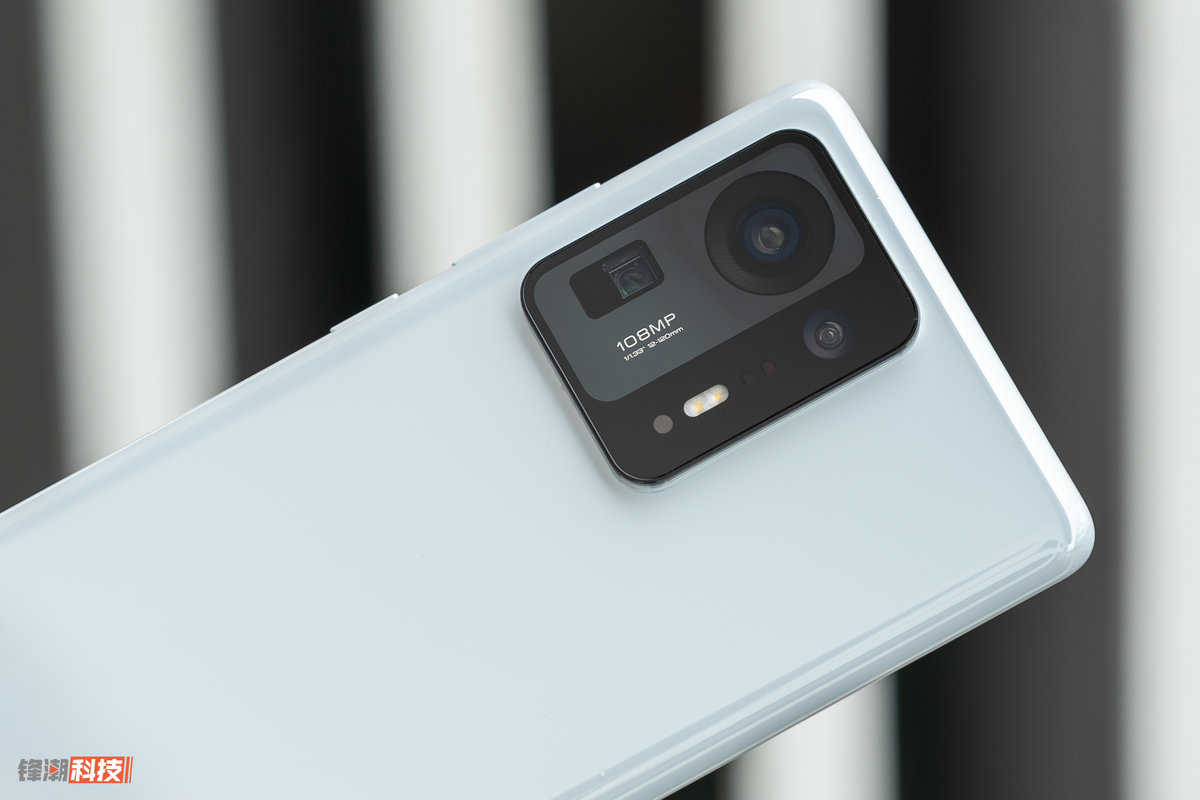 小米mix4和realme大师探索版,小米mix4全面屏效果