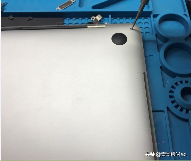 苹果笔记本进水怎么办教程,苹果笔记本进水了如何处理