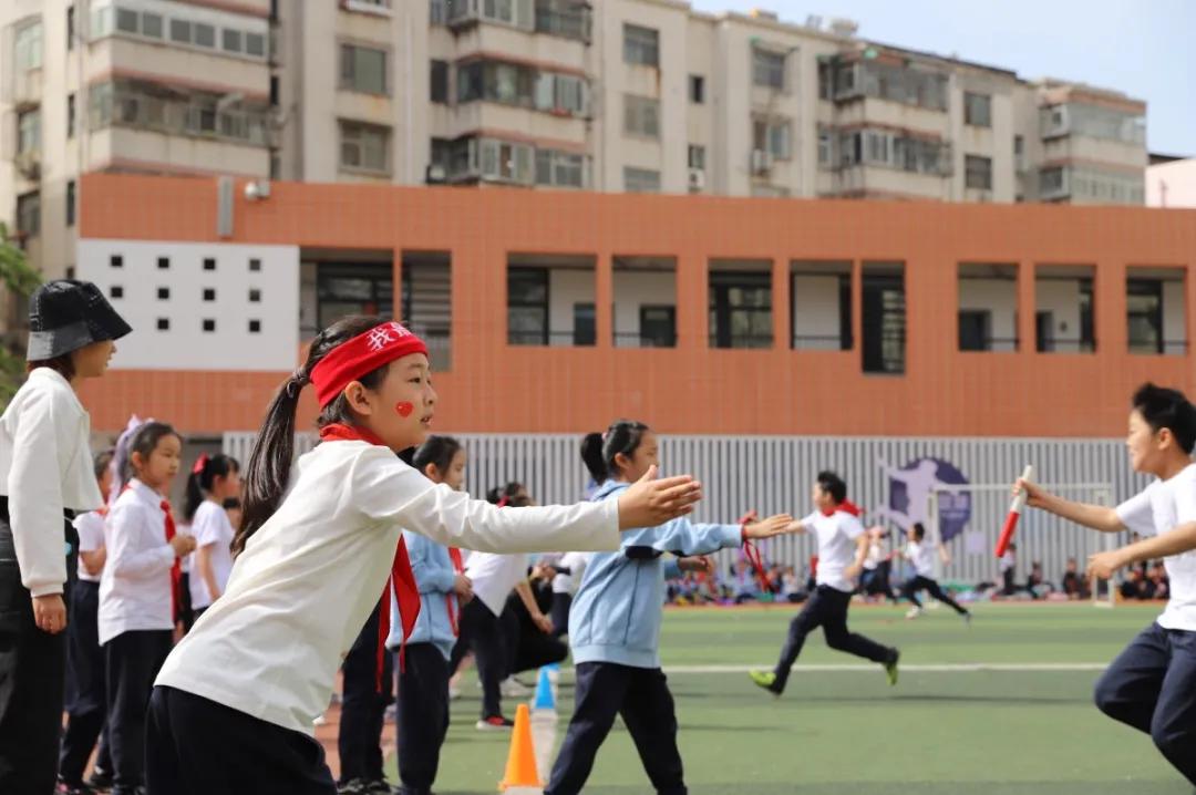 幸福小学春季运动会开幕式,金水区文化绿城小学春季运动会