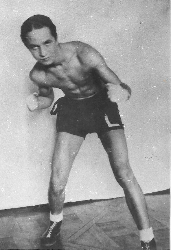 直面困苦，永不言弃！在首届奥斯威辛黑拳赛中夺冠的波兰拳王