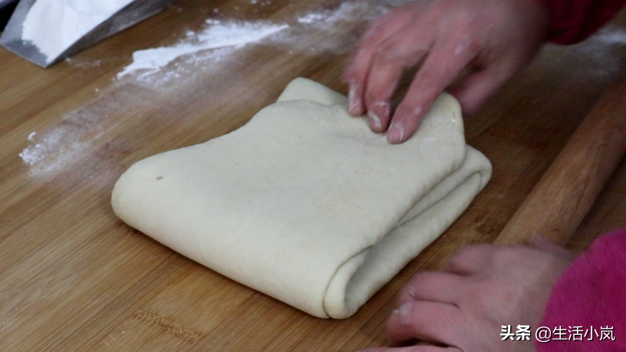 怎么炸软麻花里软外酥,炸出香脆的麻花