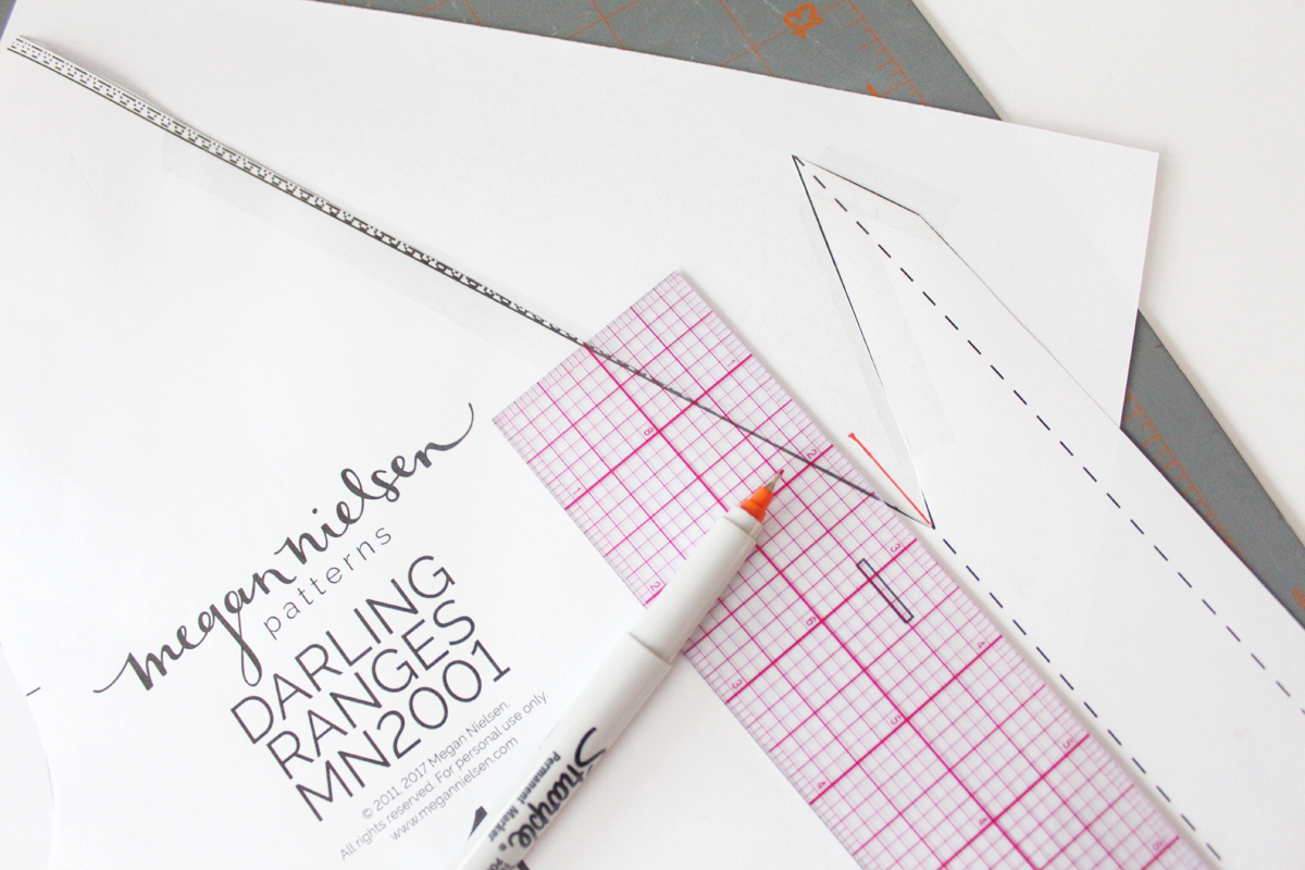 一般的衣服领口大了怎么改小妙招,衣服领口大了怎么办简单又好看