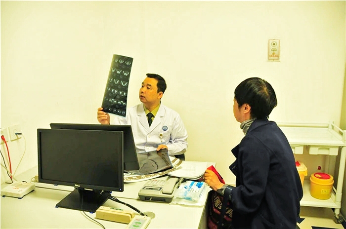 肿瘤医生丁建华,火箭军特色医学中心丁建华