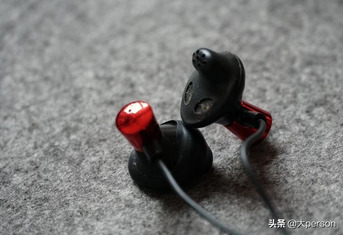 现在的小白幸福么?从2000年初到2019年中低价耳机情怀回忆录