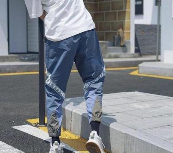 男生能穿女生三角裤吗,男生为什么喜欢穿四角的裤子