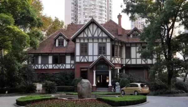 上海地铁沿线景点一日游,上海地铁11号线上海赛车场站