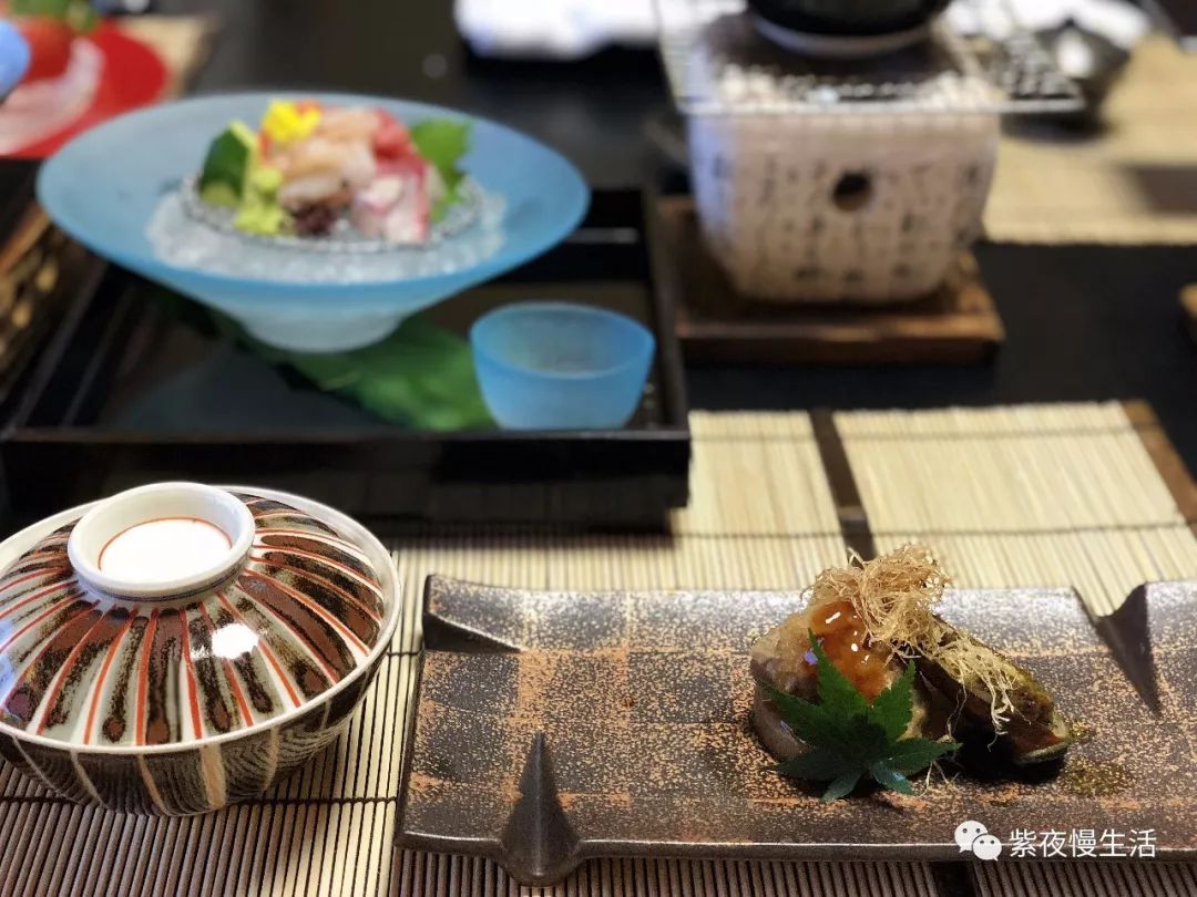 未见富士，幸运依在-秀峰阁湖月