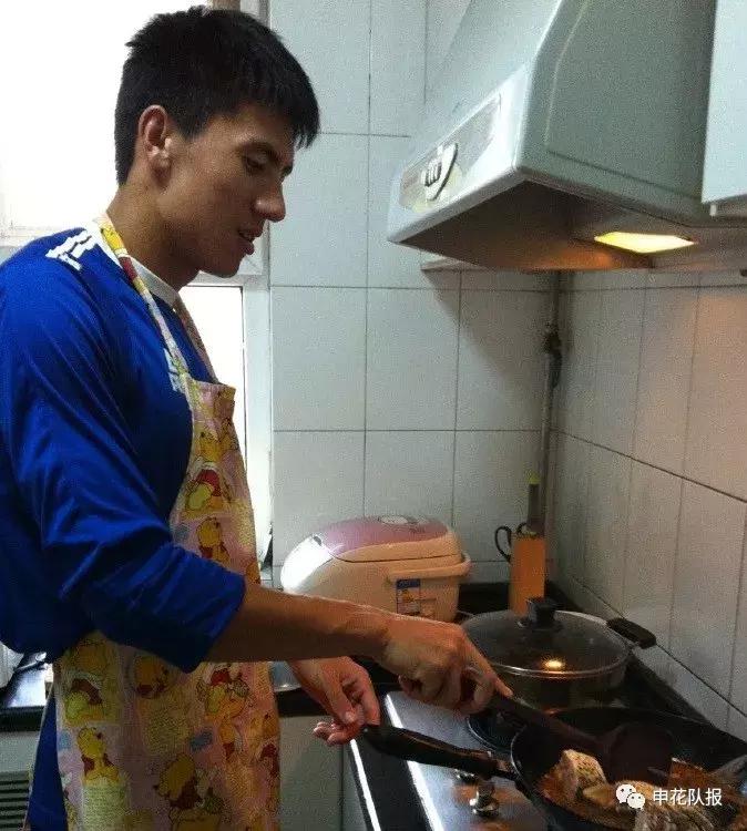 经历地狱般的磨砺,练就创造天堂的力量,王伟跌宕起伏的足球人生!