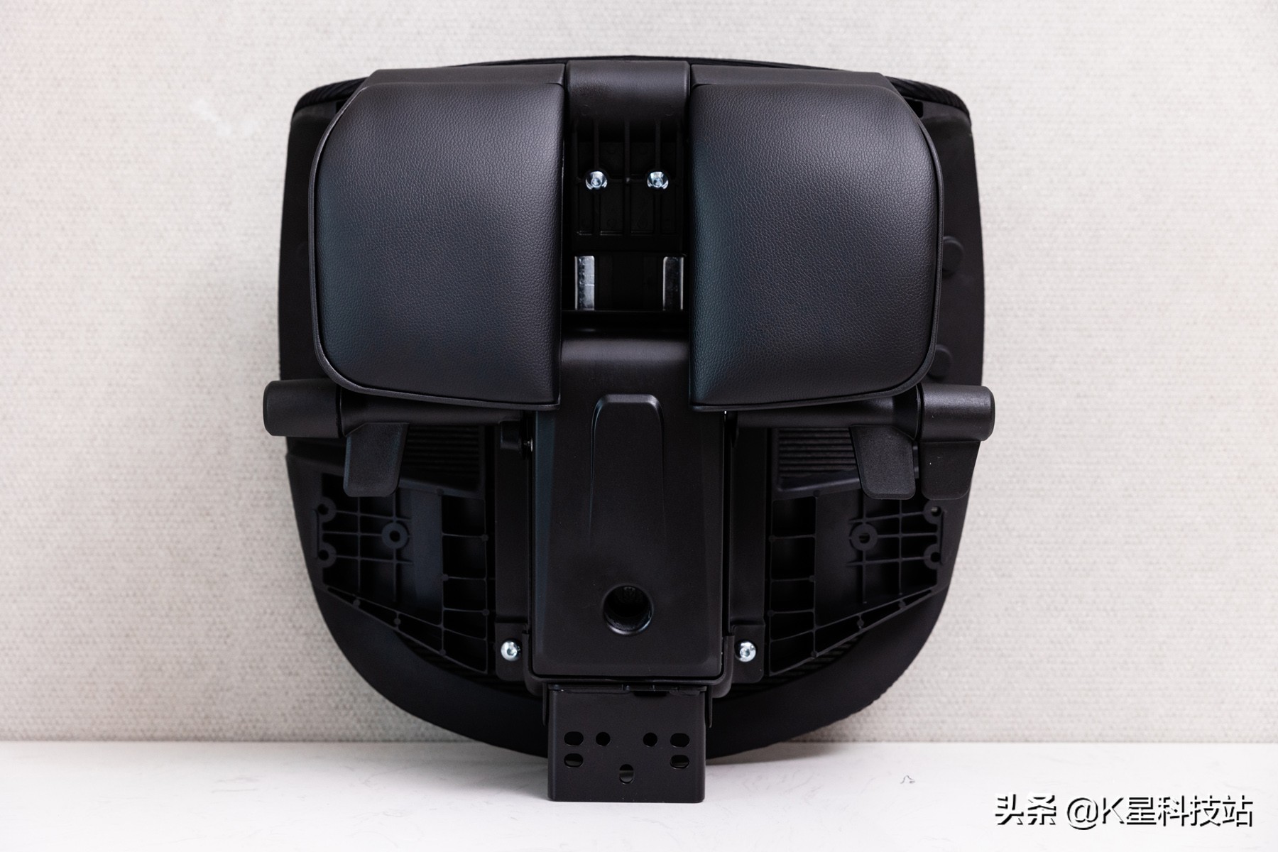 我们的目标是星辰大海，网易严选星舰特别定制人体工学椅开箱