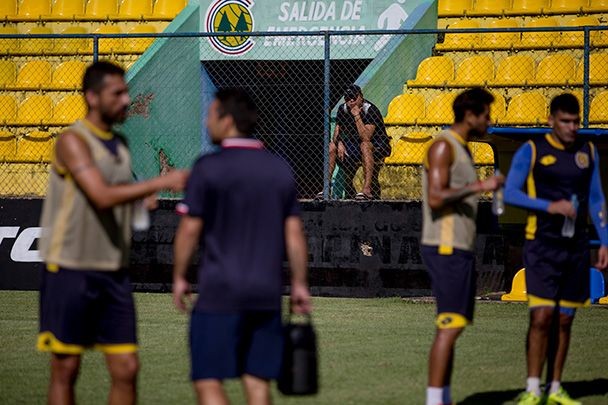 总有一些事情让你热泪盈眶,总有一个人能让你热泪盈眶