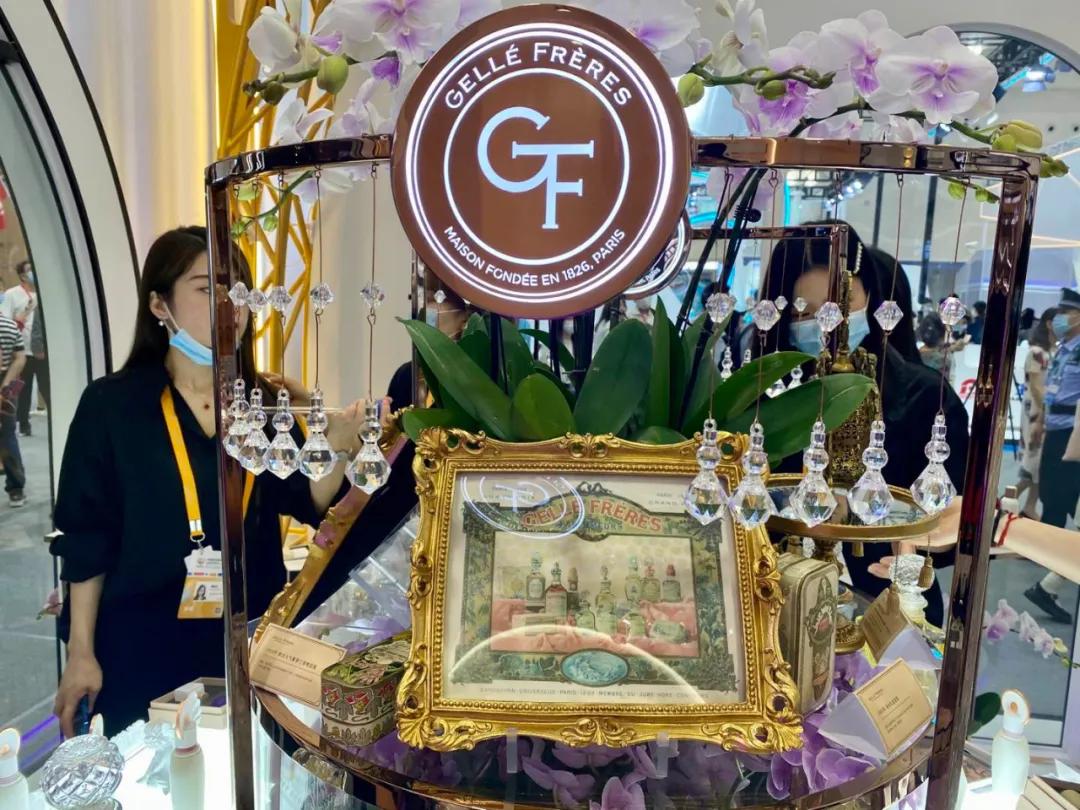 海口国际消费展化妆品,美博会现场美妆品牌