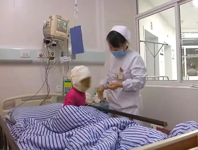 儿童烫伤急救五步法图片,儿童烫伤最佳处理时间只有2分钟