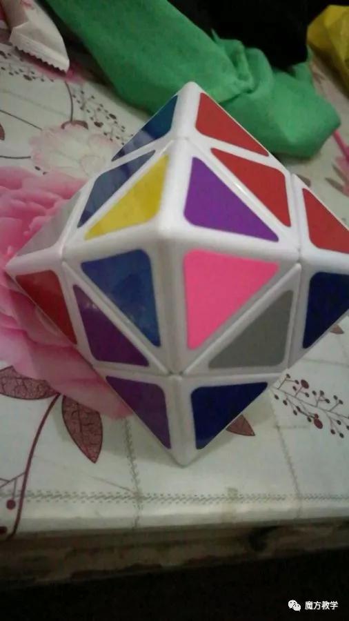 又简单又快的魔方教学,魔方教程最易看懂的魔方入门技巧