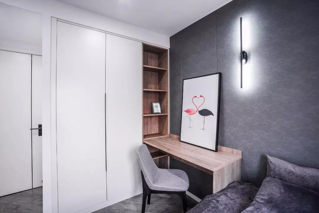 衣柜门没选对,衣柜门推拉门和平开门哪个价格高