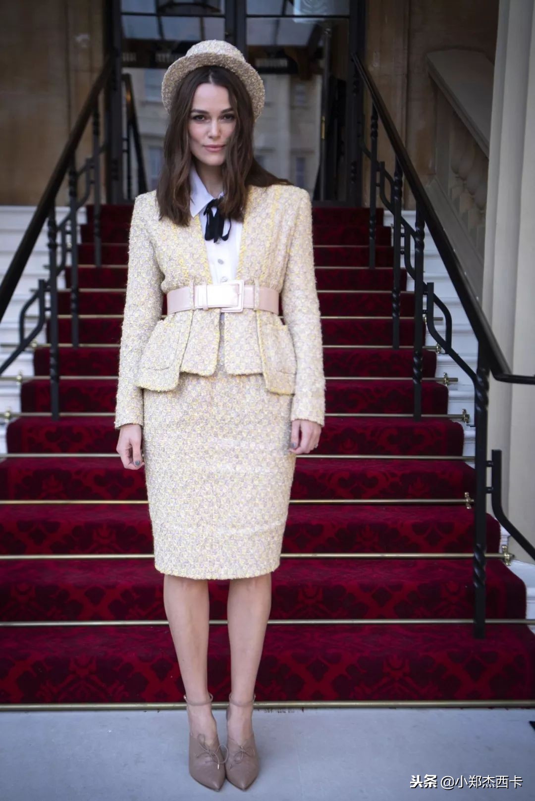 福尔摩斯·小郑周报