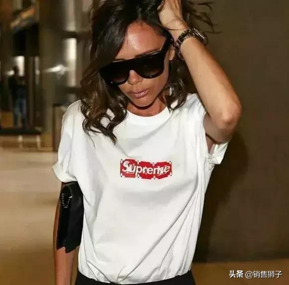 为什么这么多人喜欢t恤,为什么有人愿意花一万多买手机