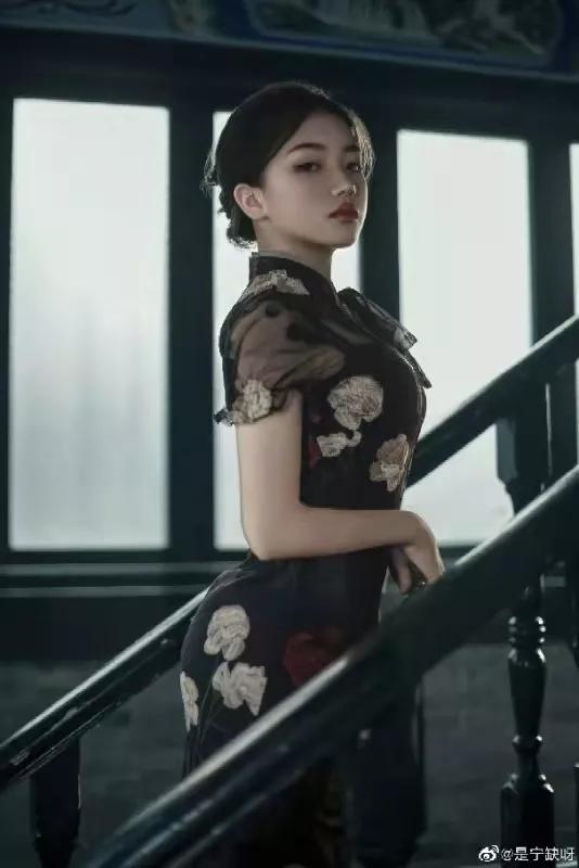 只要上班够土下班就没人认出,只要上班够土下班就认不出来