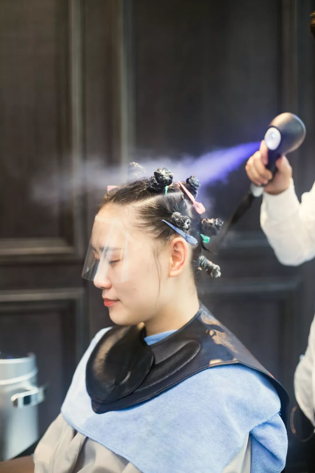 连明星都爱去的“空中”发型屋，甩了网红店十几条街……