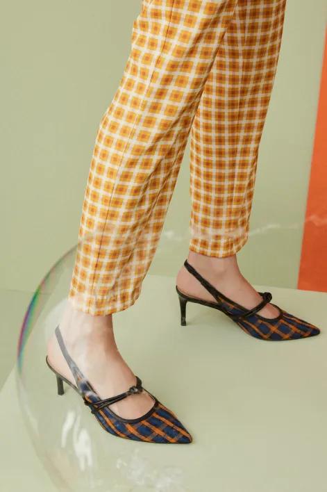 中年妈妈适合夏季穿哪家鞋子,有没有哪款鞋子适合妈妈穿