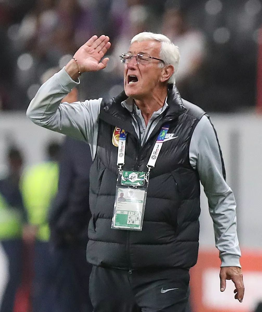 中国网友惜别里皮：国足这个傻儿子真不配哈佛名教授啊！