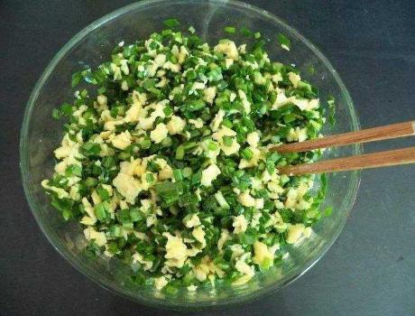 韭菜饺子馅出水太多怎样急救,韭菜饺子馅出水的做法