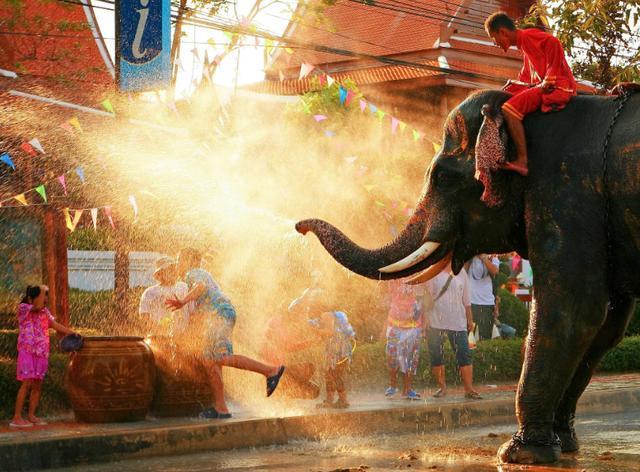 泰国旅游人穿衣服颜色有禁忌吗,泰国旅游注意事项及禁忌