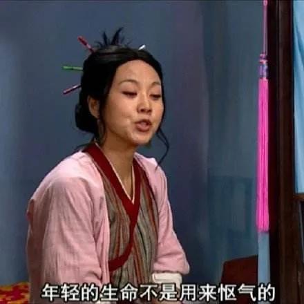 孩子老玩手机不给沟通怎么办,孩子沉迷玩手机怎么沟通