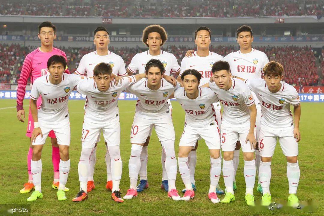 束昱辉天津权健足球俱乐部,束辉权健足球队