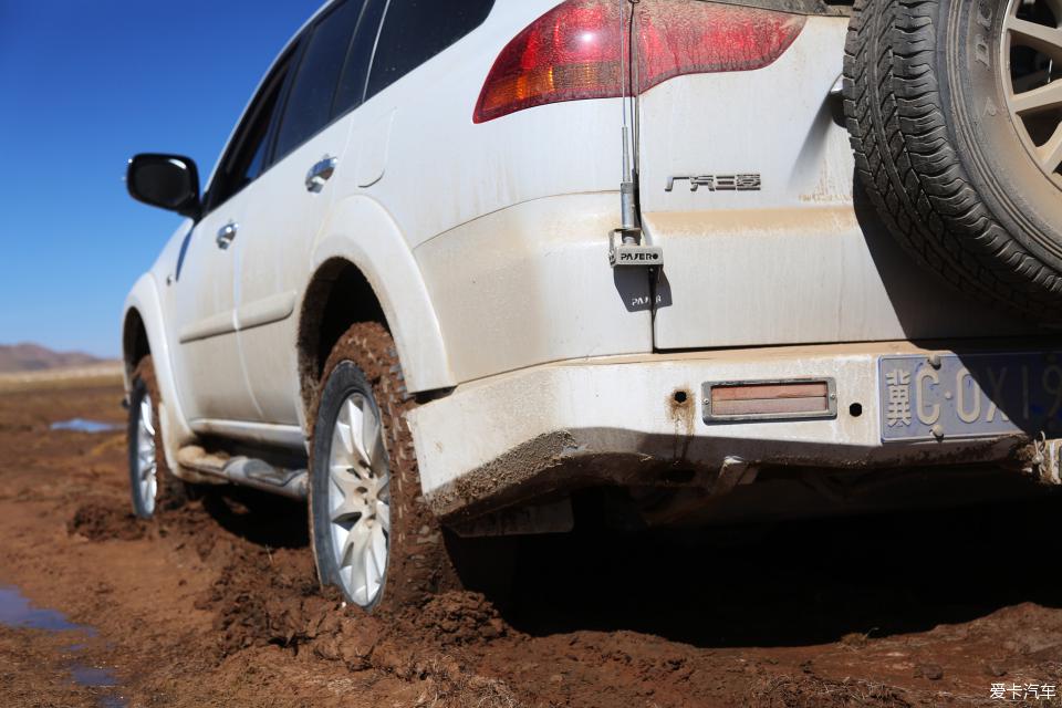 帕杰罗劲畅进藏自驾视频,帕杰罗劲畅西藏新疆自驾游