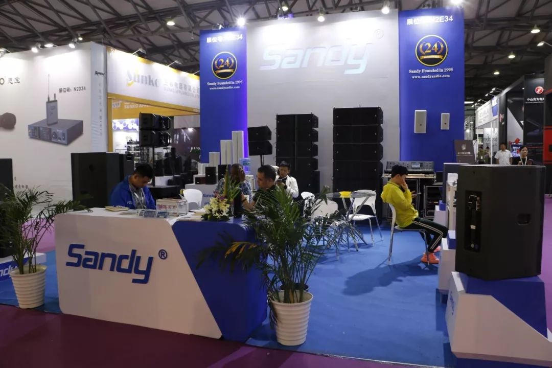 上海民族品牌展销会,上海汽车展中国崛起