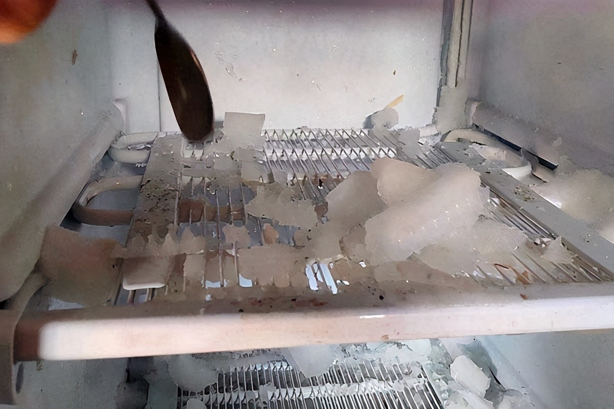 冰箱经常结冰有异味怎么疏通,冰箱总结冰处理小妙招