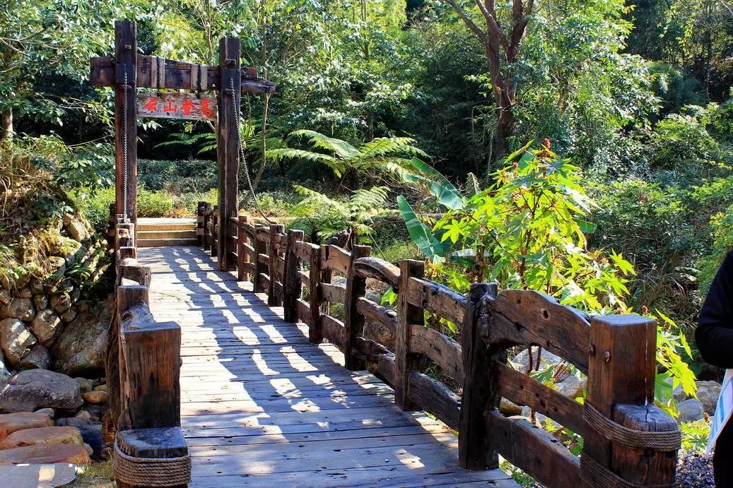 梅龙高铁有接赣深上下行线吗,梅龙高铁来了梅州广州只需15小时