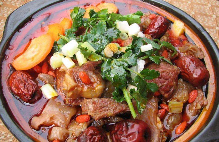 筋头巴脑羊蝎子火锅的做法,麻辣羊棒骨蝎子牛骨火锅配方教程