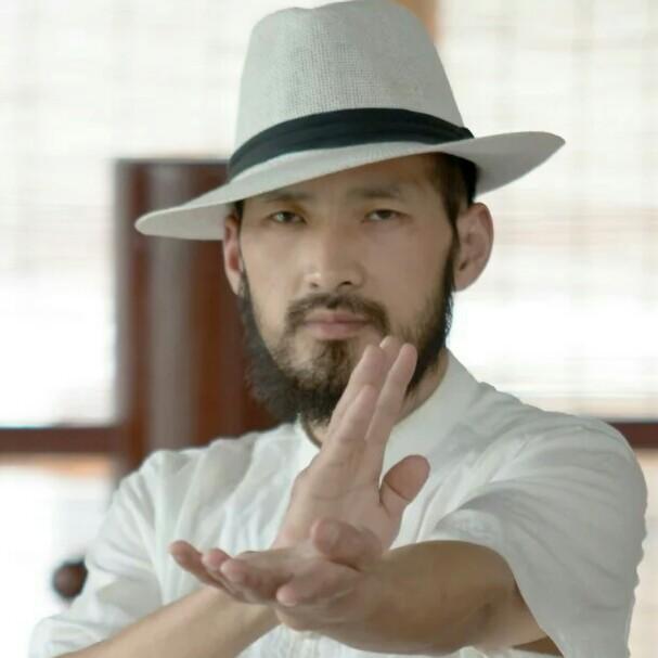 吕刚咏春拳视频,格斗冬瓜与咏春吕刚比赛视频