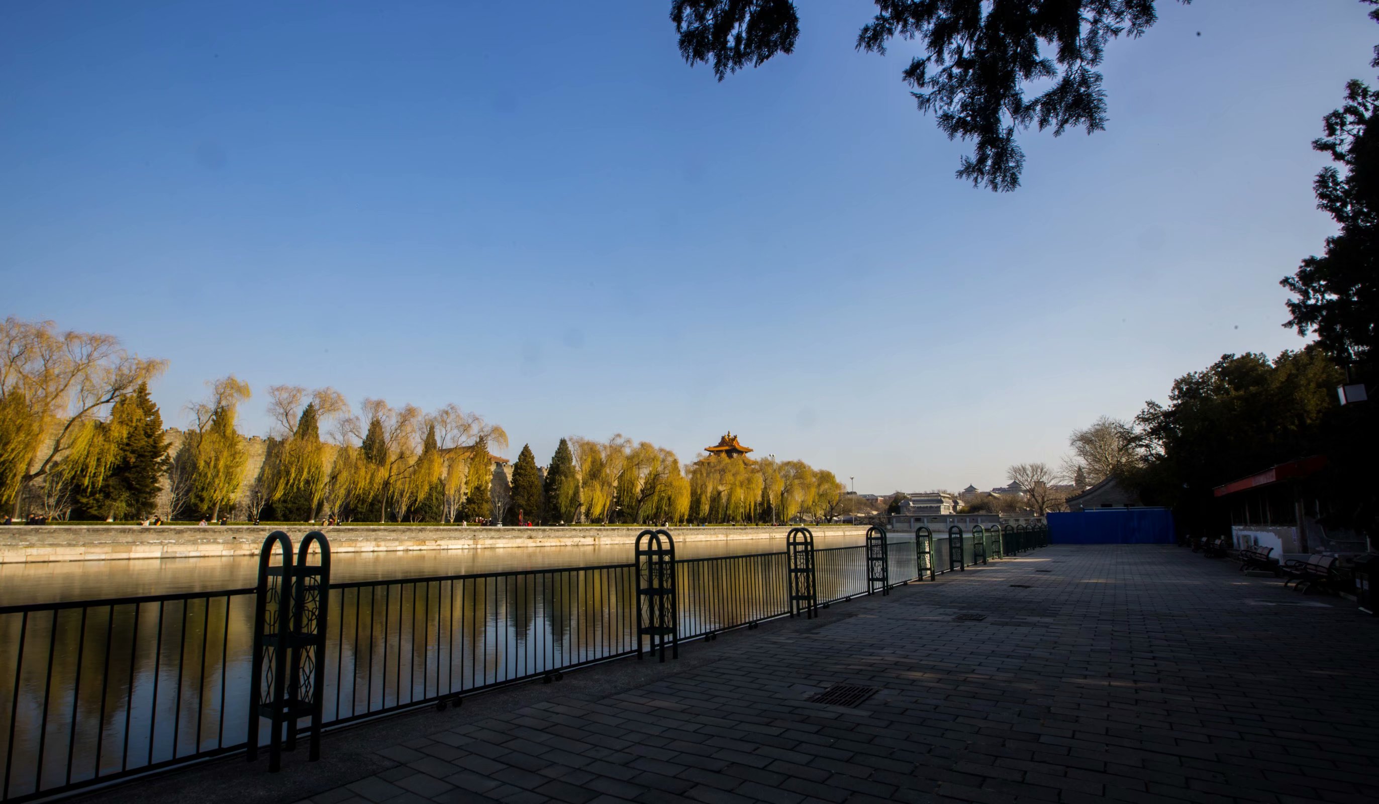 太庙，位于北京市东城区东长安街*安门天**东侧，始建于明永乐十八年