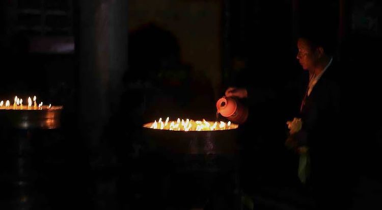 阿里大北线之穿行 (走过大北线的阿里巴巴)