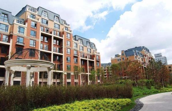 房子出租合适还是自用合适,收拾好的房子是出租还是自住好