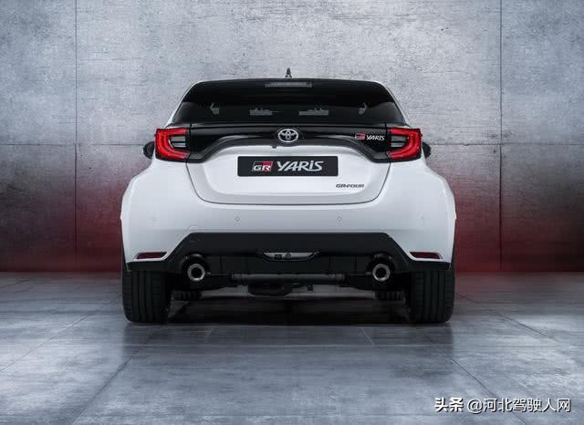 本田思域王露峥嵘丰田YARIS很有型东京改装车展大爆发