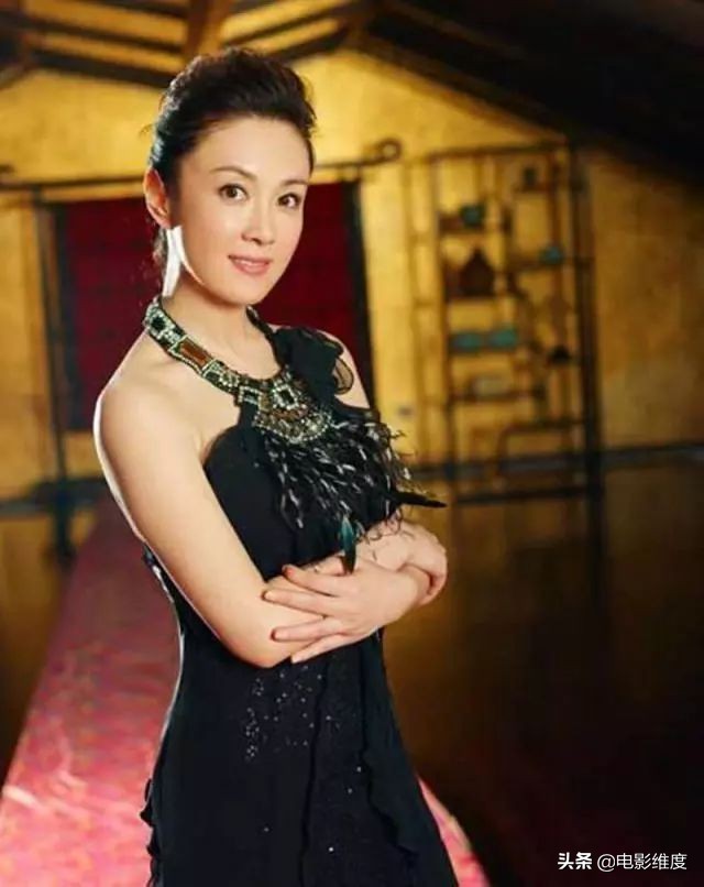 傅艺伟八十年代生活照,金巧巧吸毒还是傅艺伟吸毒