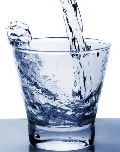 15岁男孩喝冰水胃痉挛的案例,五岁男童胃痉挛