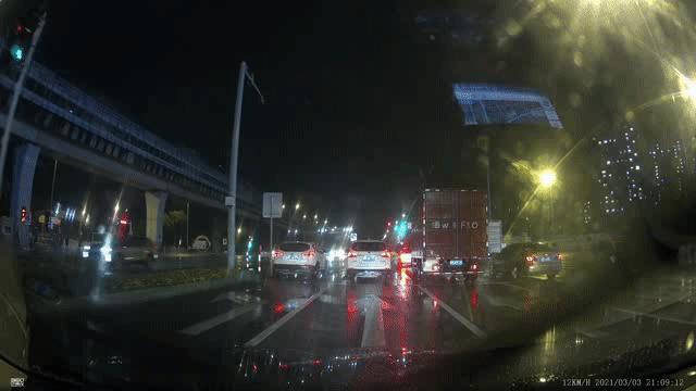 最清晰的高端4k双摄行车记录仪,4k行车记录仪拍摄视频