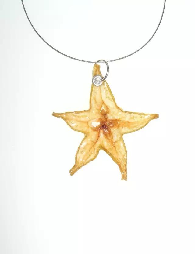 她把水果变成了“宝石”，6年卖出3143件，成美国最畅销的首饰