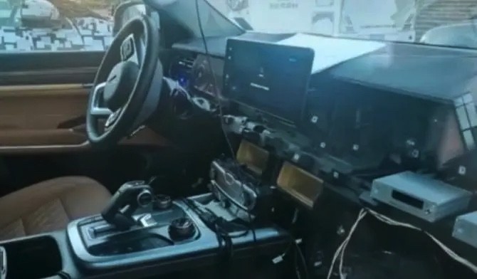 长城首台v6,长城全新坦克平台车