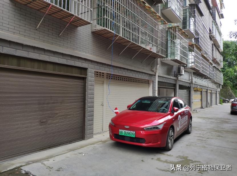 用车技巧:电动汽车高速行驶怎么开更省电